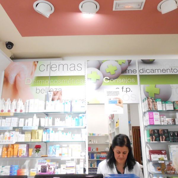 farmacia capuchinas en Pinto 04