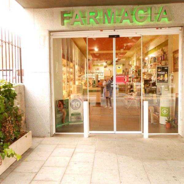 farmacia capuchinas en Pinto 02
